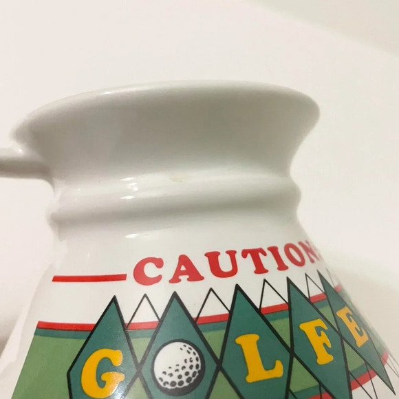 Vintage No Spill  Non Slip Wide Bottom Coffee Mug Caution Golfer Driving - Picture 16 of 16